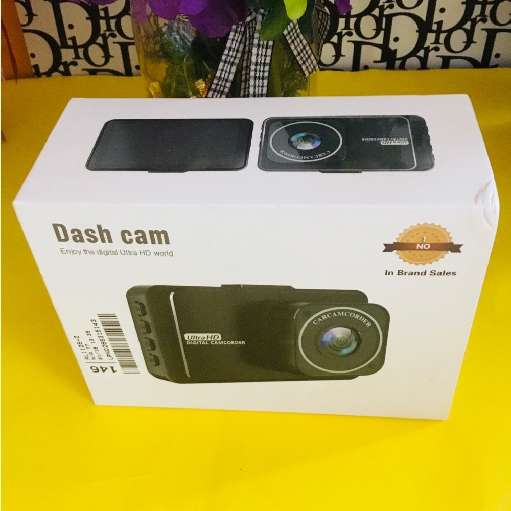 UltraHD Dash Cam - Black